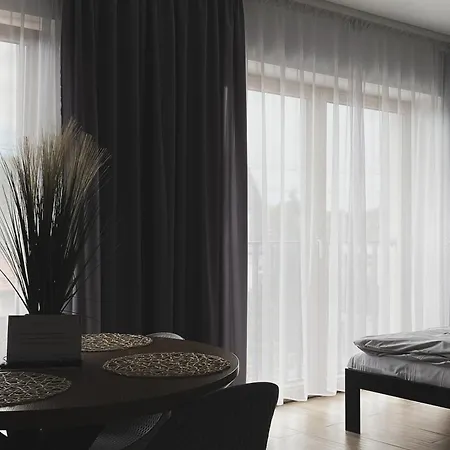 Tanie - Lowicka 28 * Gliwice