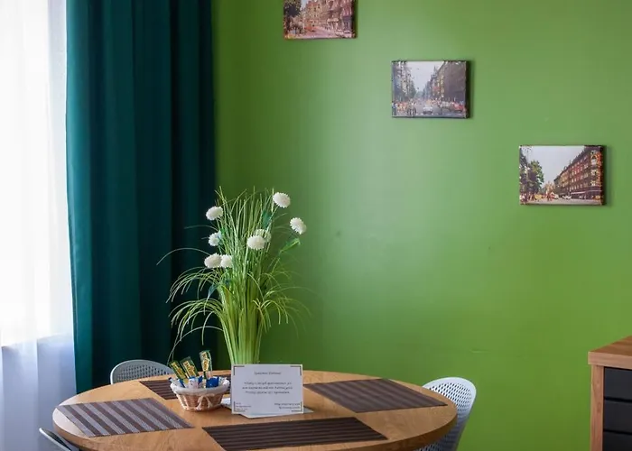 شقة Tanie - Lowicka 28 *